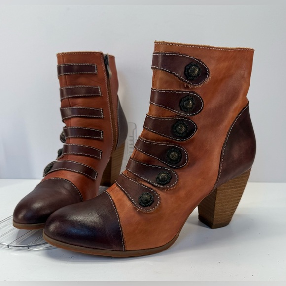 Spring Step Shoes - Spring step L’Artiste Lovech Two-Tone Leather Heeled Boots women’s size 9